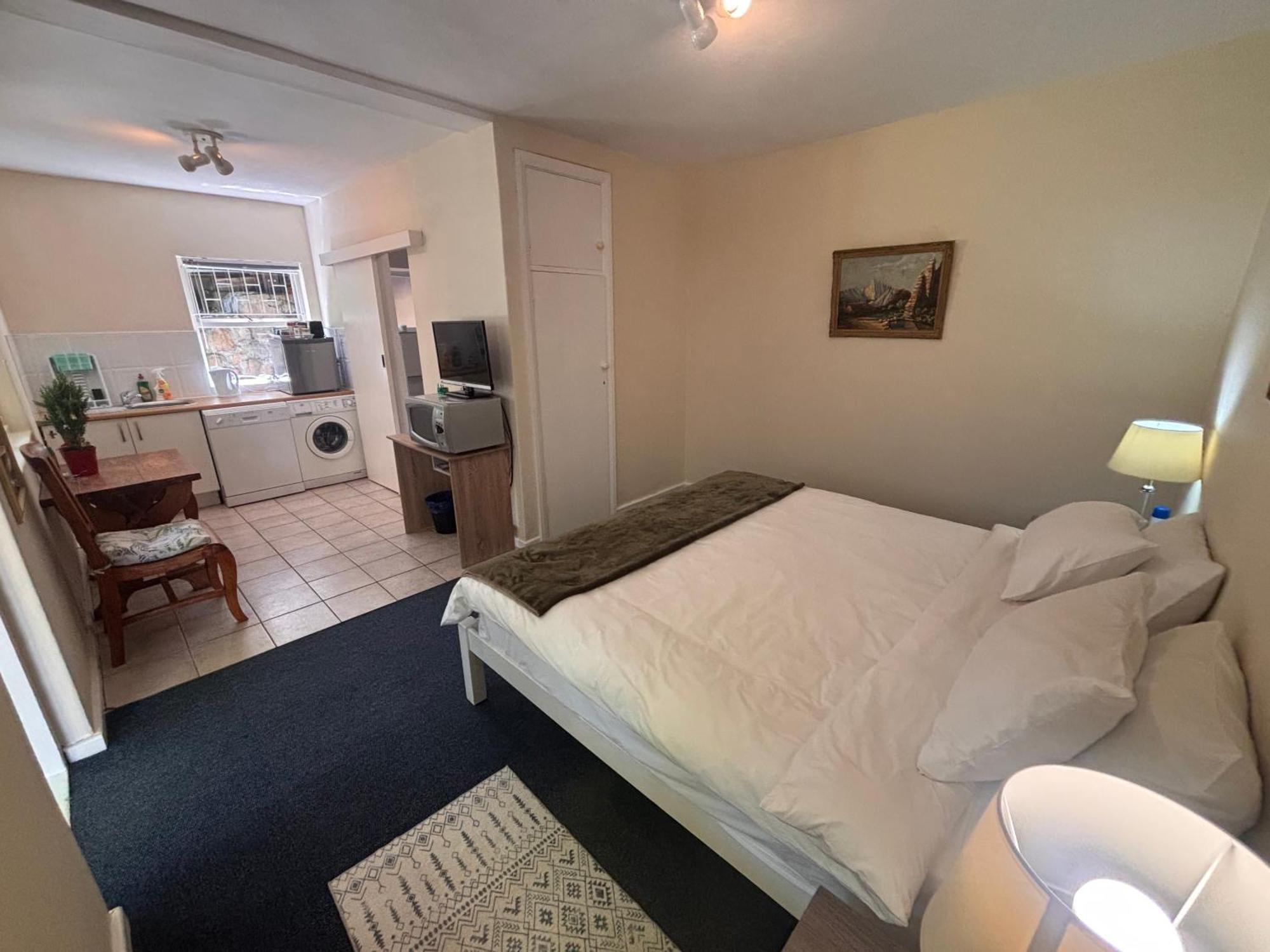 Highlands Self Catering Apartment Cape Town Exterior photo